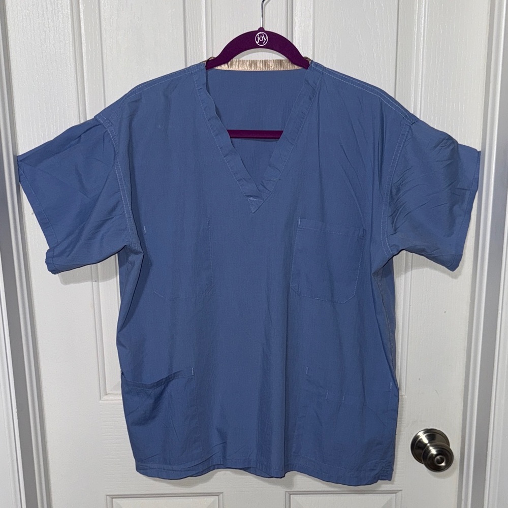 💰Blue V-Neck Scrub Top/reversible